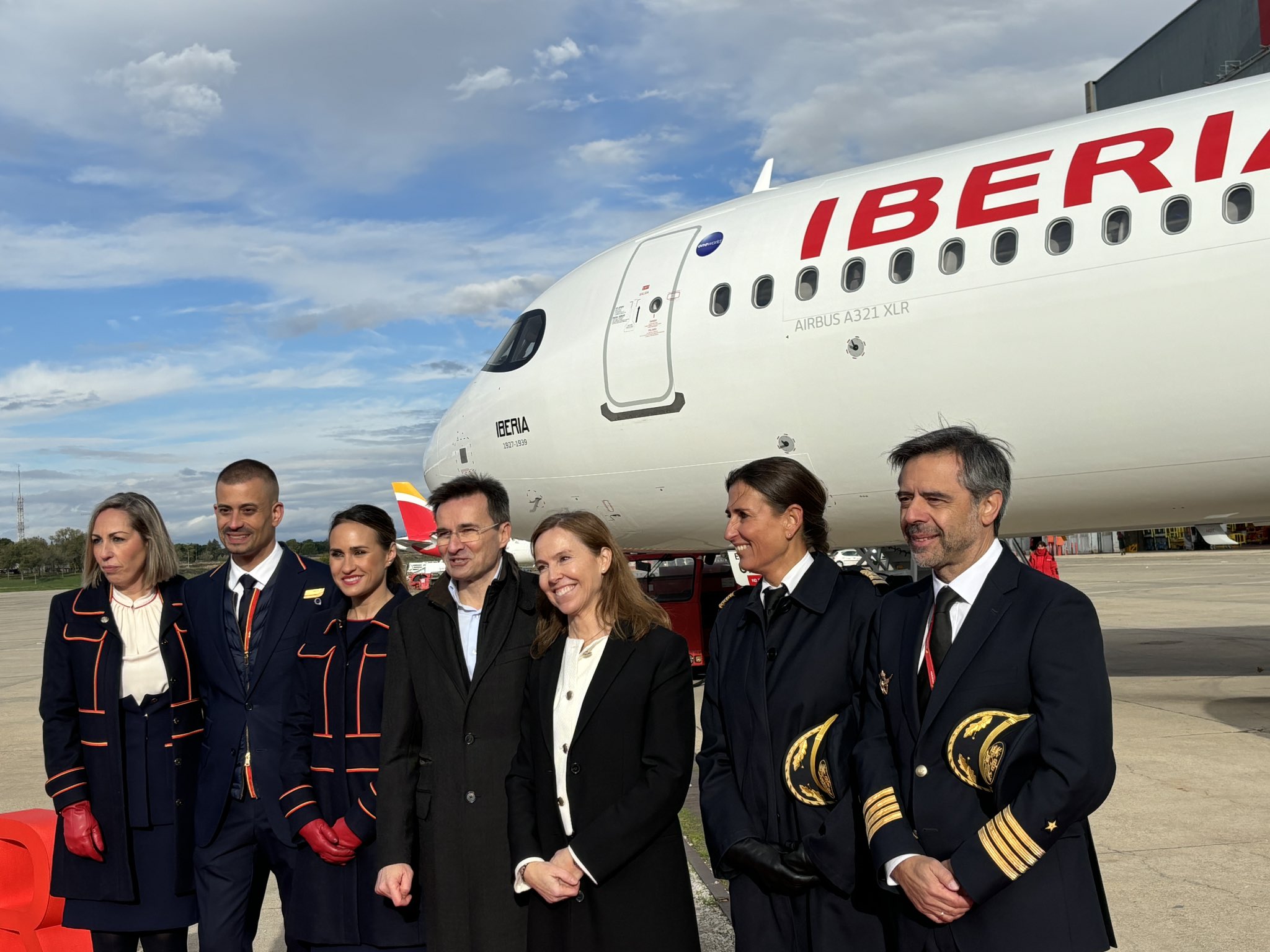 Tripulación del avión previo al despege